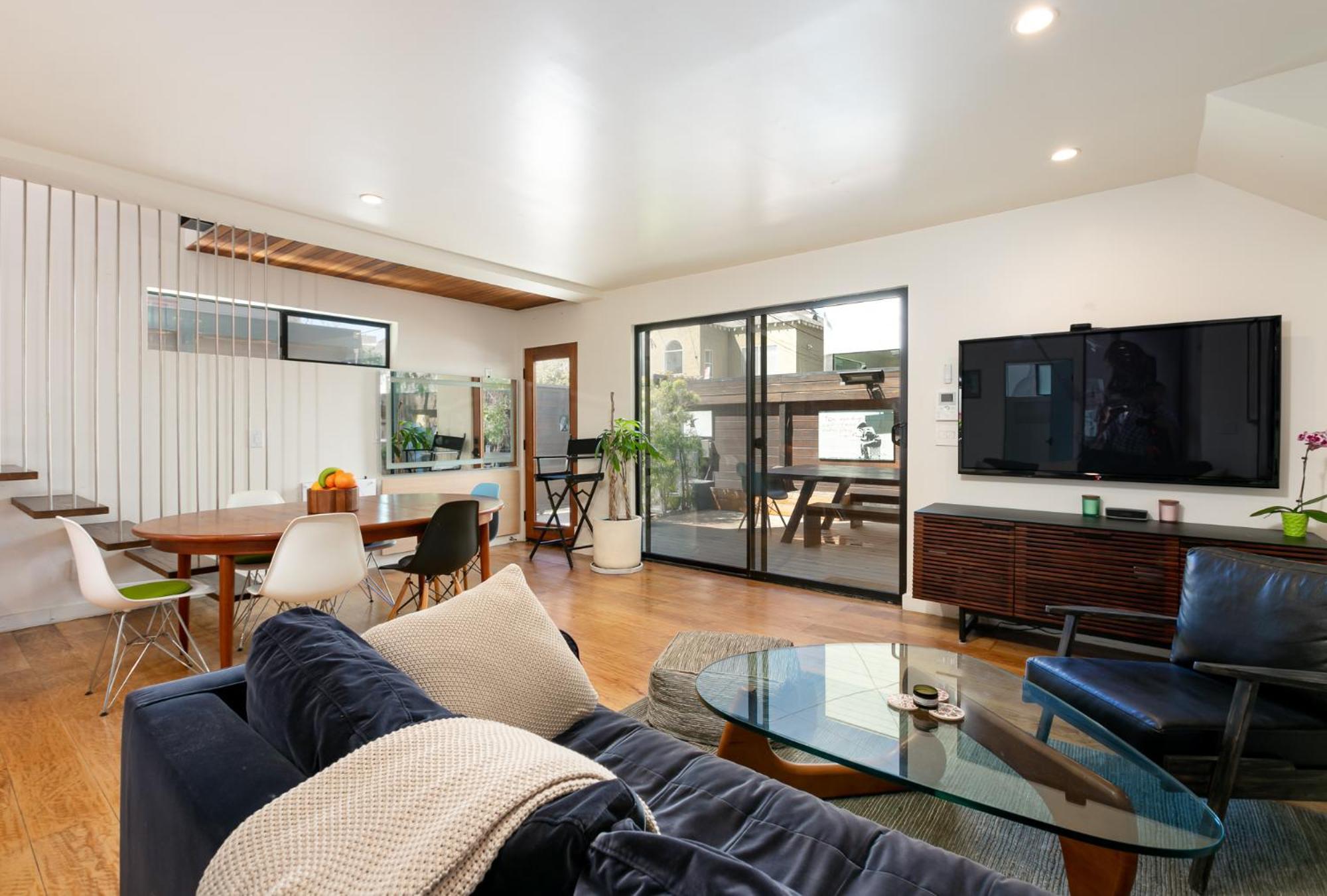 Apartment Venice Beach Two Bedroom Rooftop House With Parking *