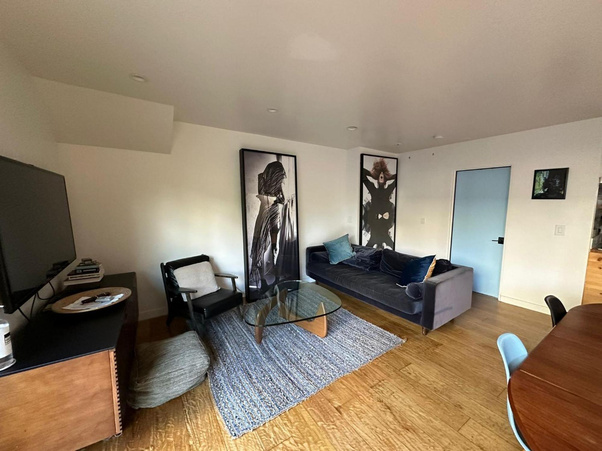 Venice Beach Two Bedroom Rooftop House With Parking Apartment *